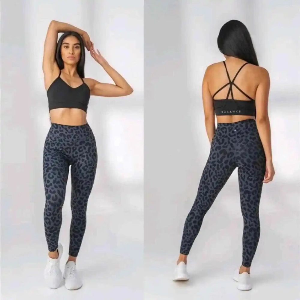 NWT Vitality Black and Grey Cheetah Print Legging XS